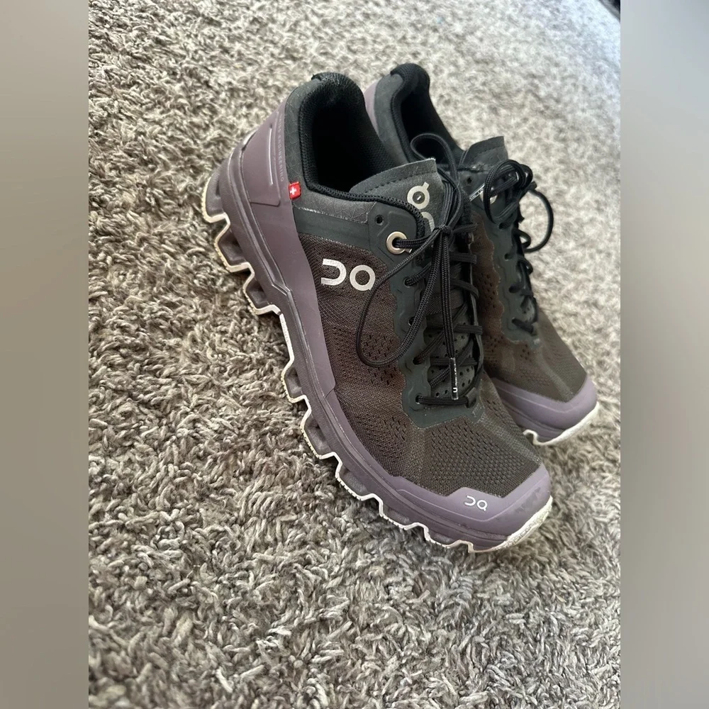 Women’s OnCloud Cloudventure Running Shoe Size W6 - Picture 3 of 15